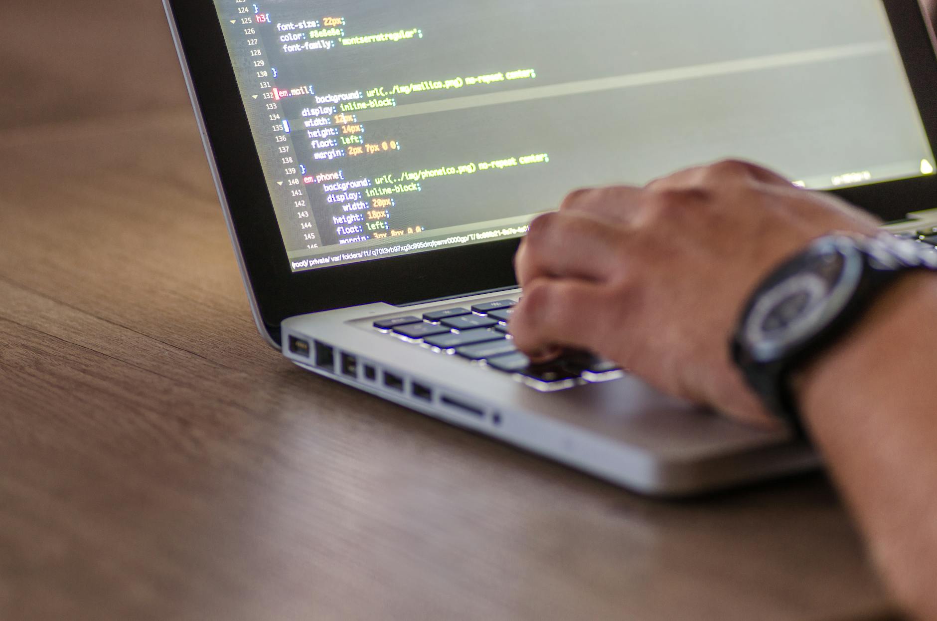 AI Recruiting in Texas Construction, Accounting, Legal & Logistics: What to Expect in 2026